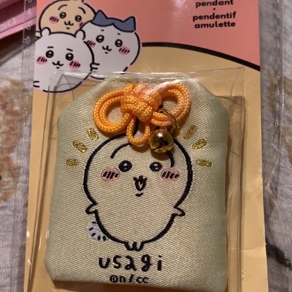 Chiikawa characters amulet pendant for good luck 💜💕 - Picture 2 of 3